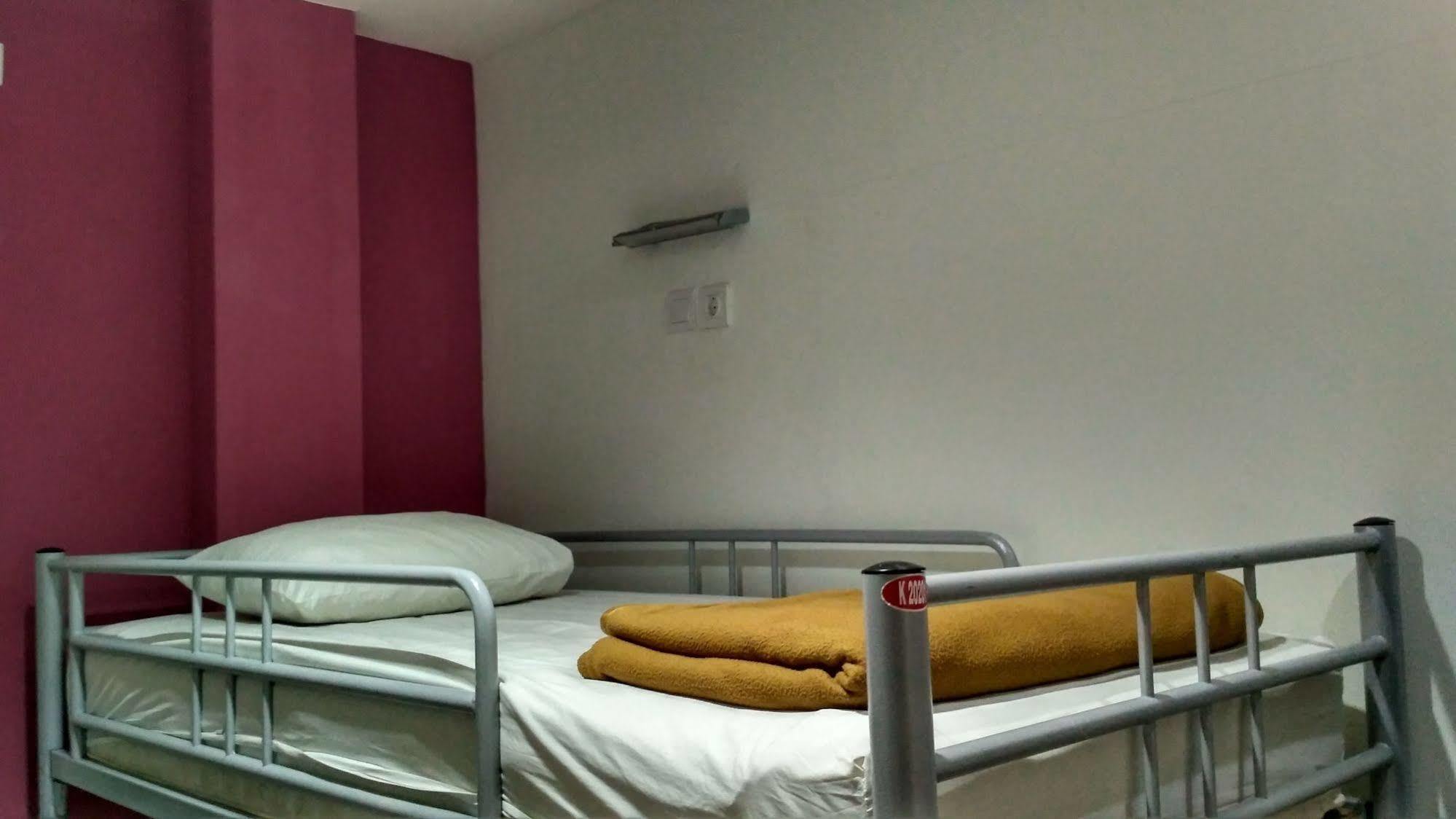 Cx Hostel Kuta Raya Kuta Lombok Exterior foto